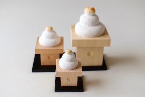 ヒノキの鏡餅 中