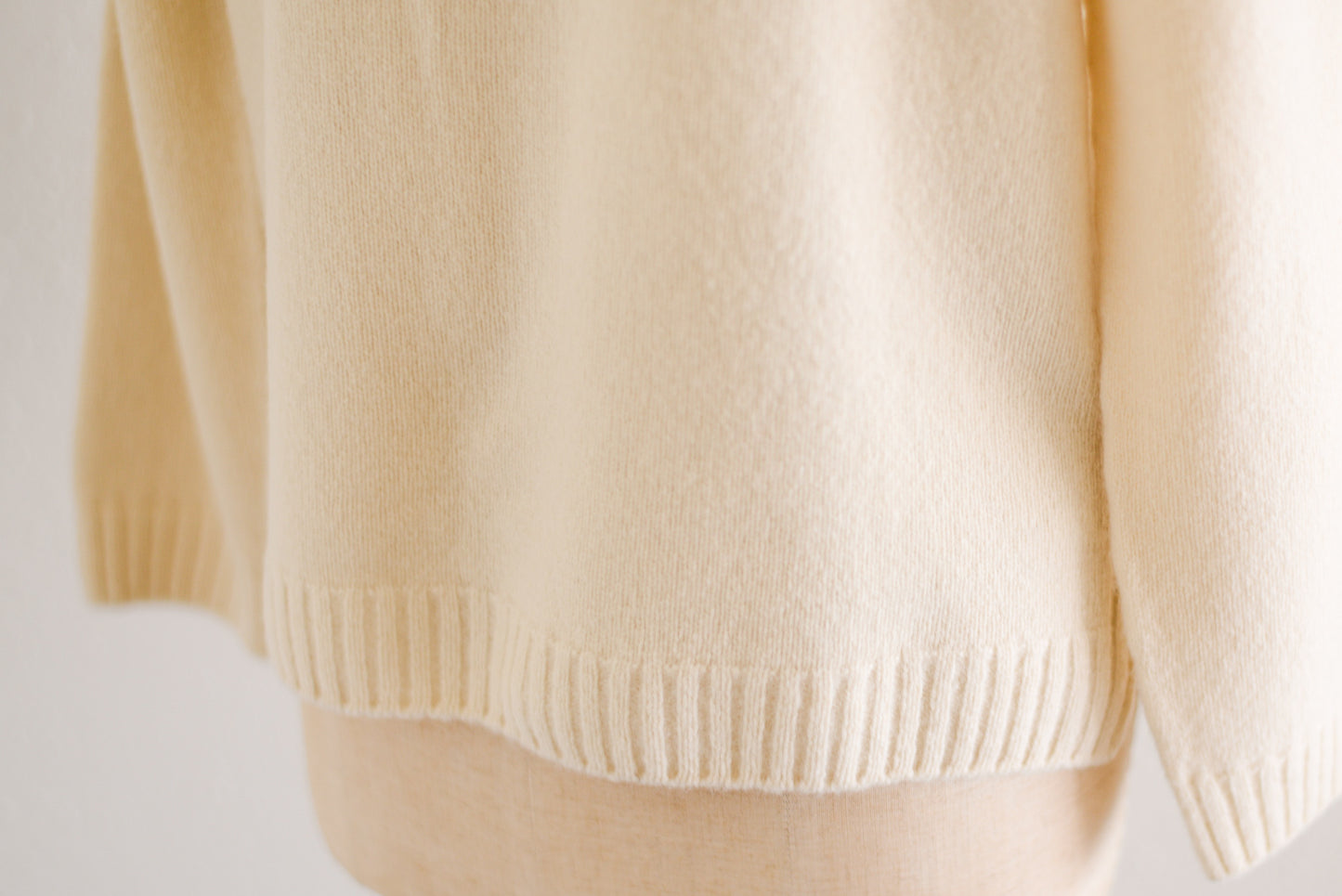 ウールカーディガン Kinari