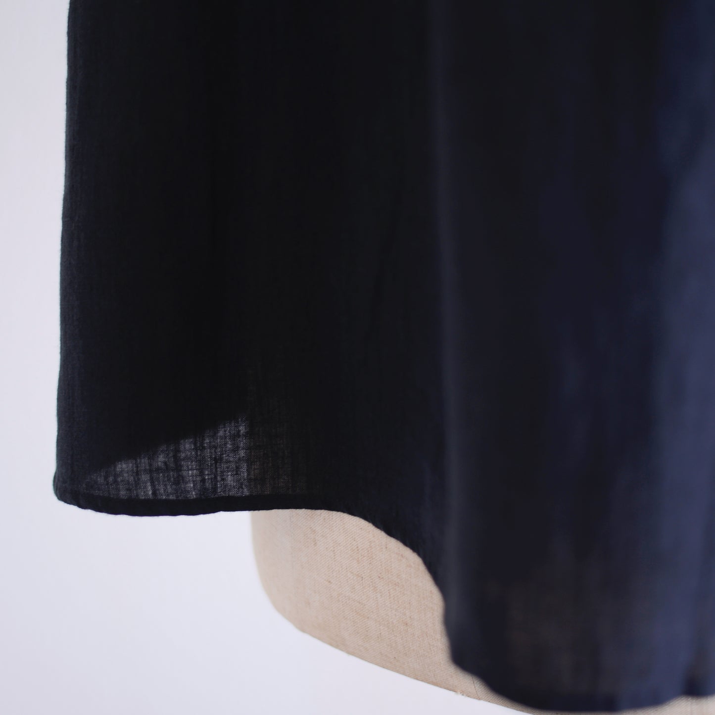 リネンラッフルショートスリーブブラウス Black