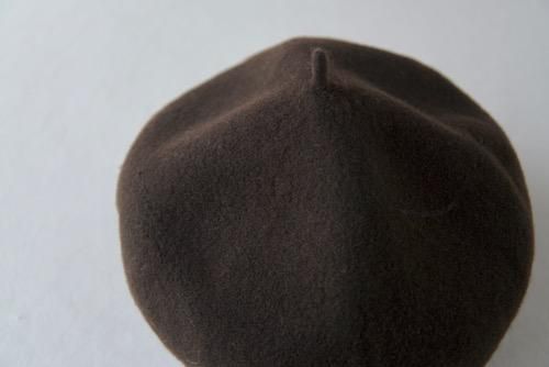 울 롤업 베레 브라운