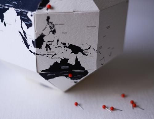 ピナブル地球儀 S City