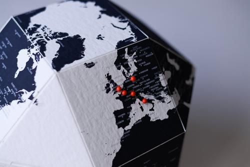 ピナブル地球儀 M Country