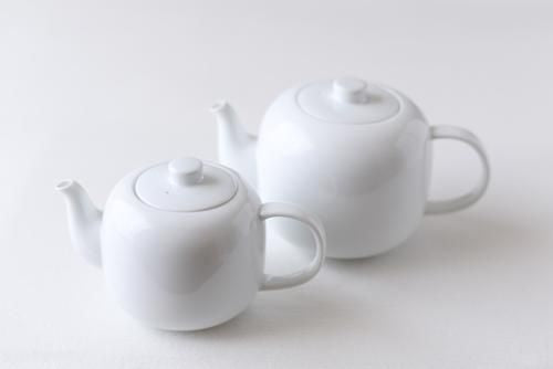 White porcelain teapot 520ml