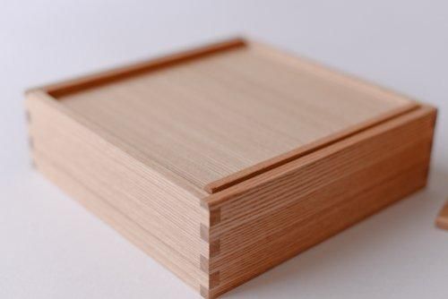 시라키의 3단 중 상자