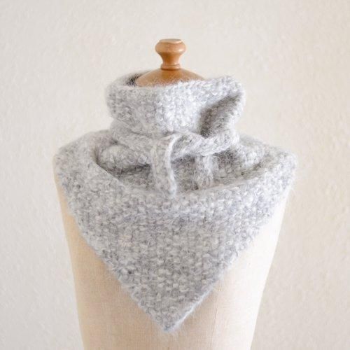 スリアルパカウールトライアングルスカーフ White×Gray