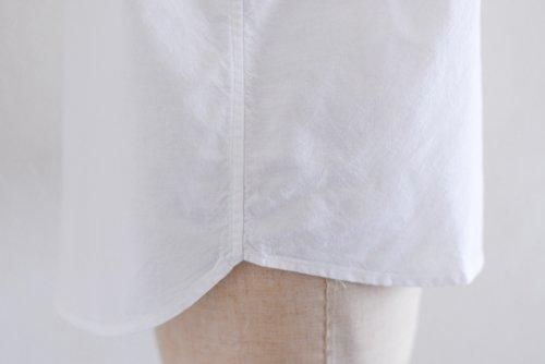 Cotton Embroidered Round Collar Shirt Off White