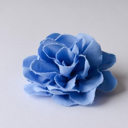 Cotton flower brooch Blue