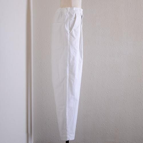 オーガニックコットンテーパードパンツ Off White