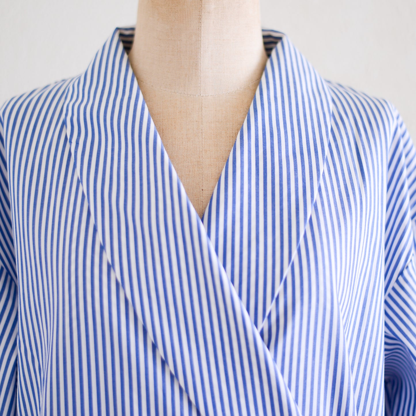 ショールカラーカシュクールワンピース White×Navy