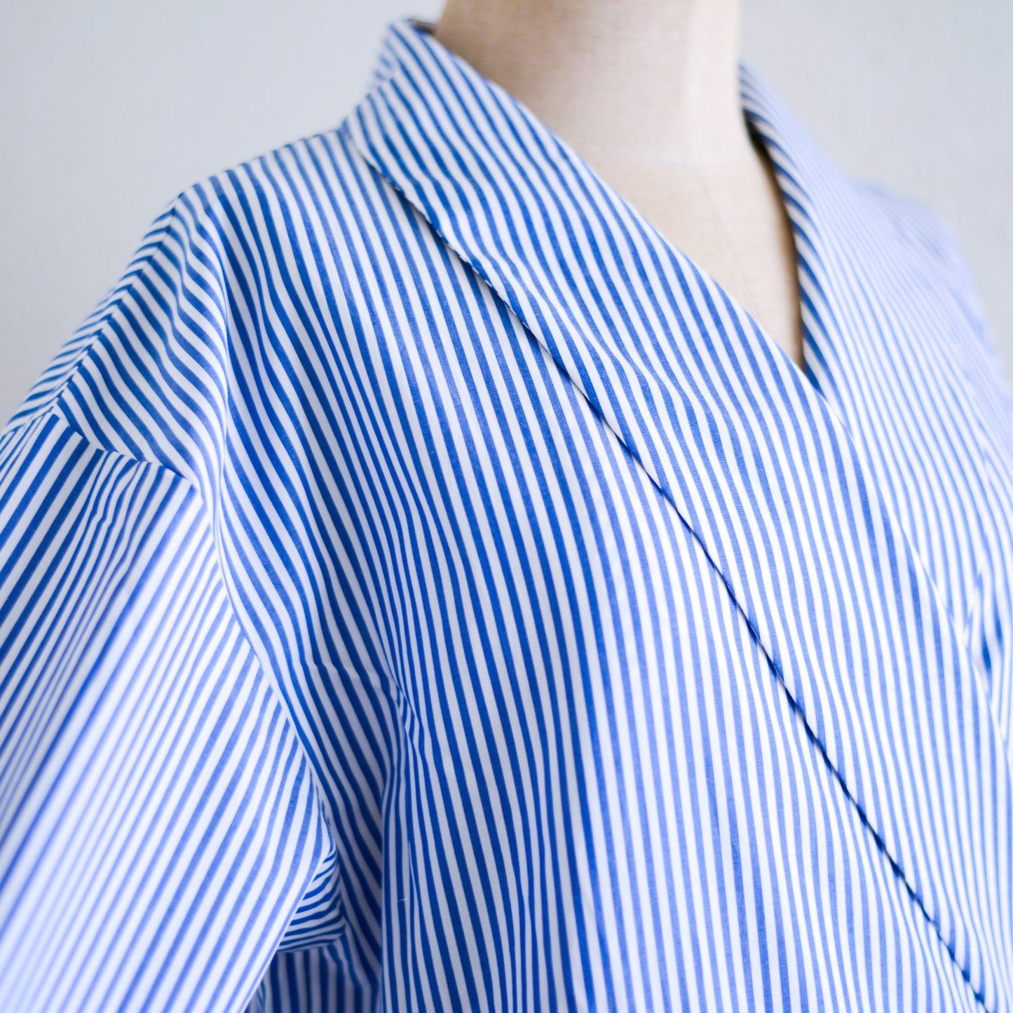 ショールカラーカシュクールワンピース White×Navy