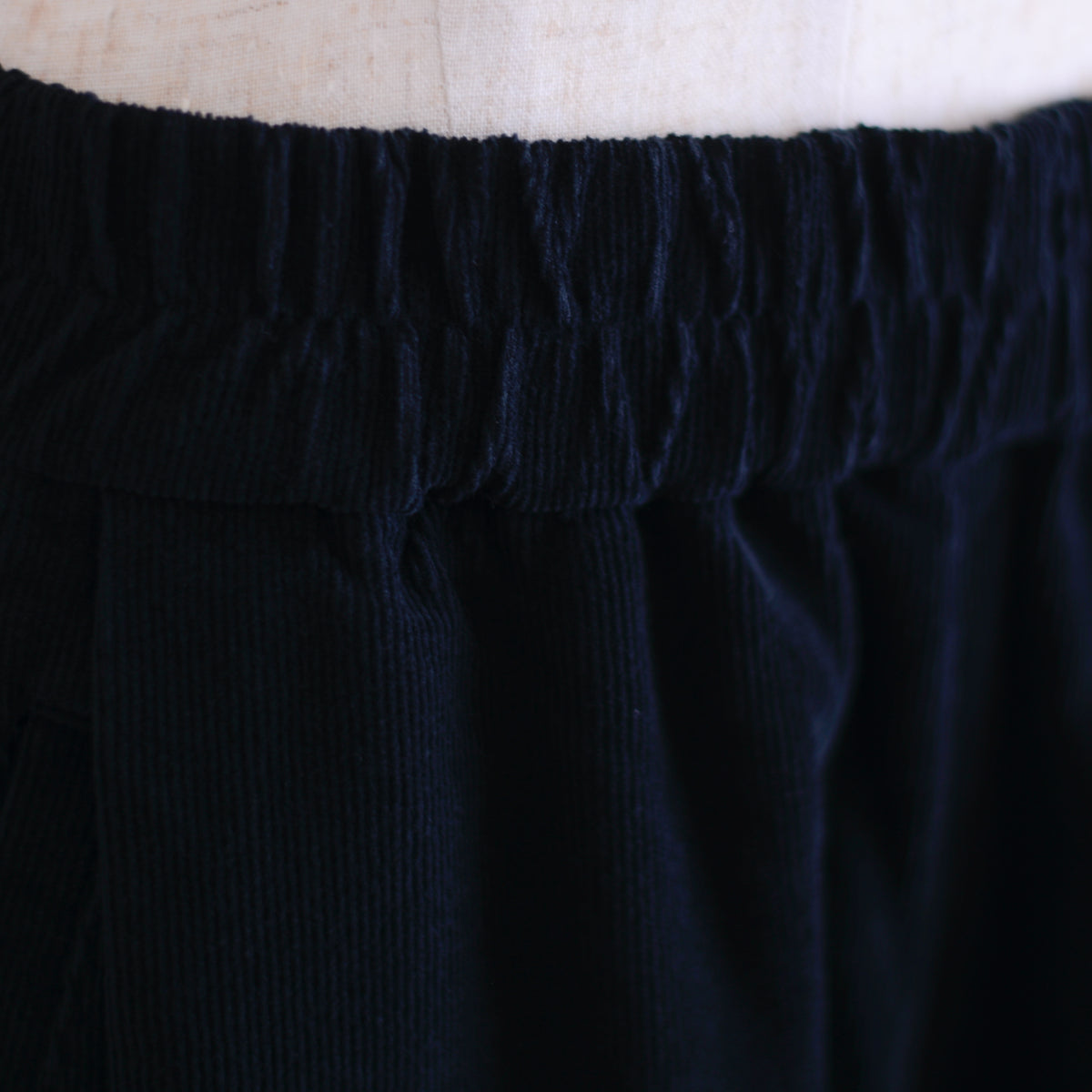 コットンイージーバレルパンツ Black
