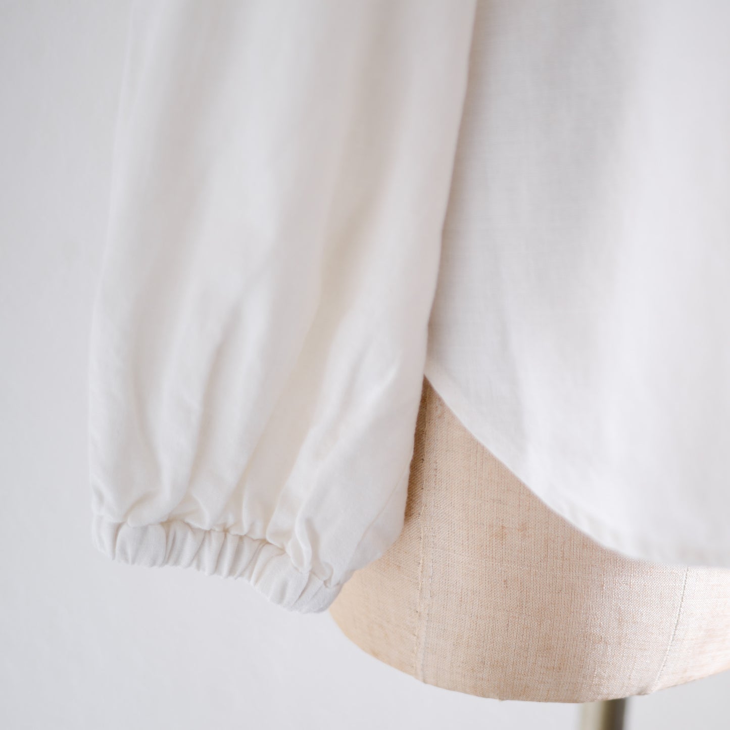 リネンタックカラーブラウス Off White