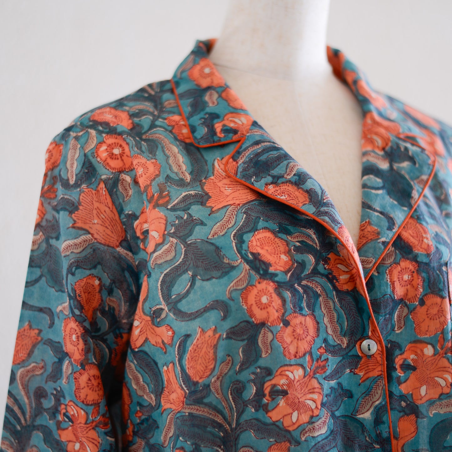 コットンハンドプリンティッドパジャマ Orange Iris