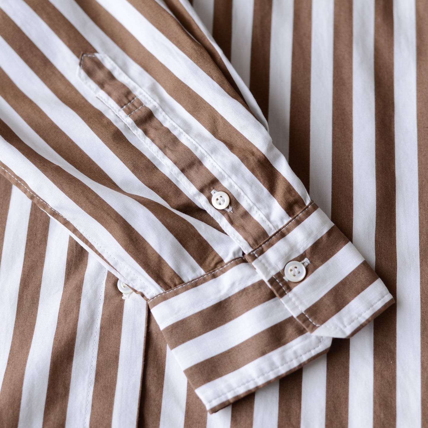 Cotton band collar striped shirt Off White x Brown