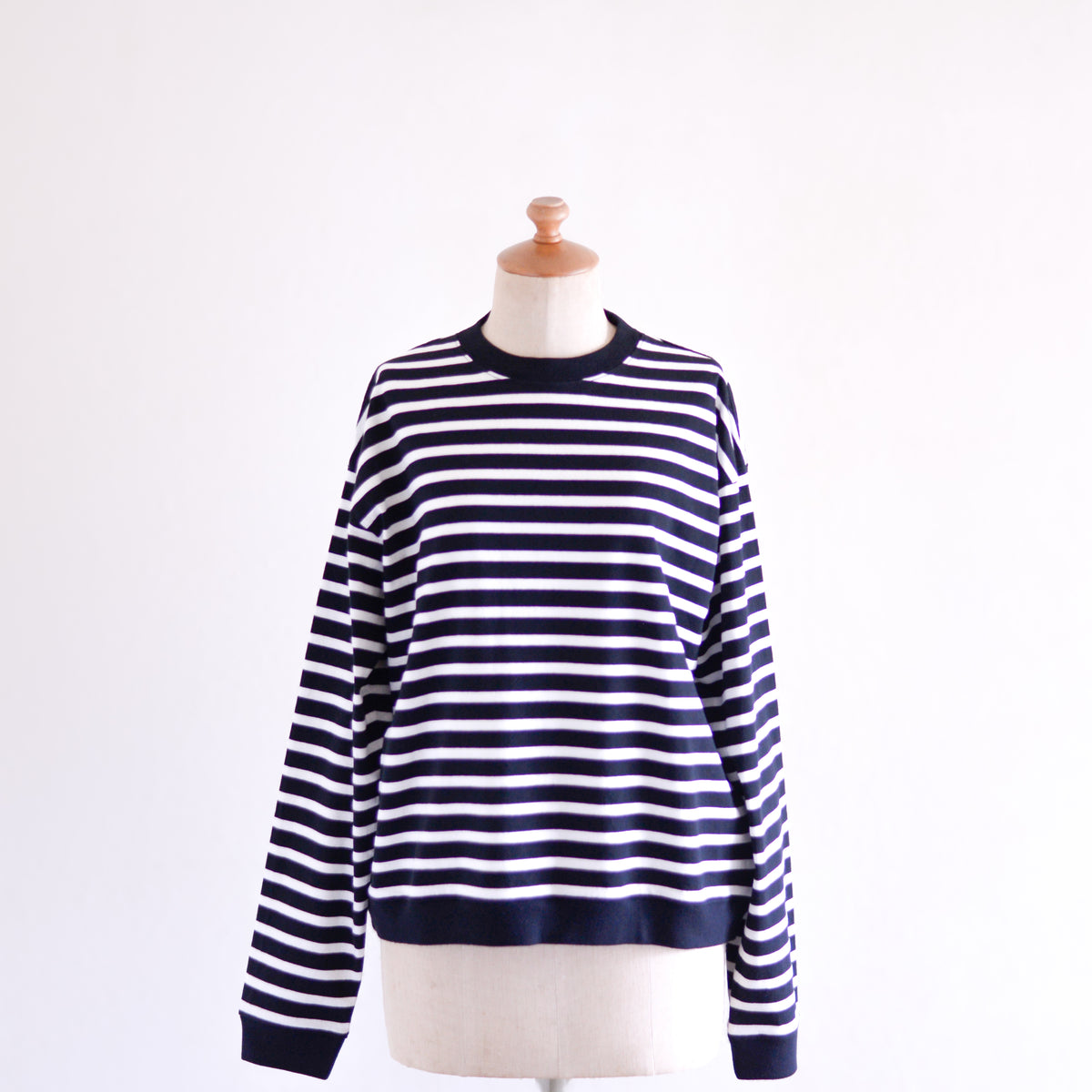 コットンボーダクルーネックプルオーバー Black × Off White