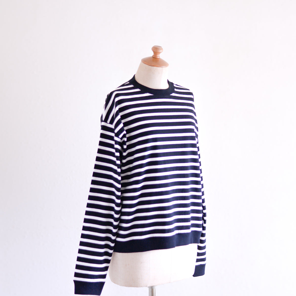コットンボーダクルーネックプルオーバー Black × Off White