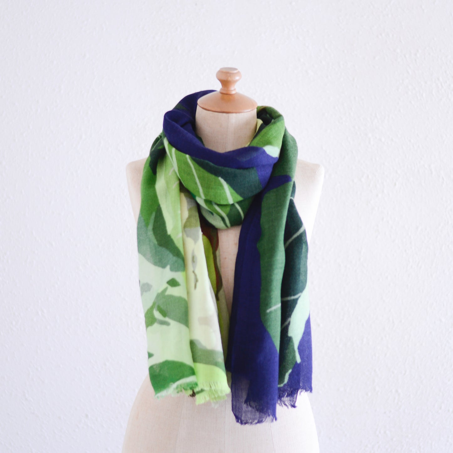 ウールヴェジタブルストール Cauliflower