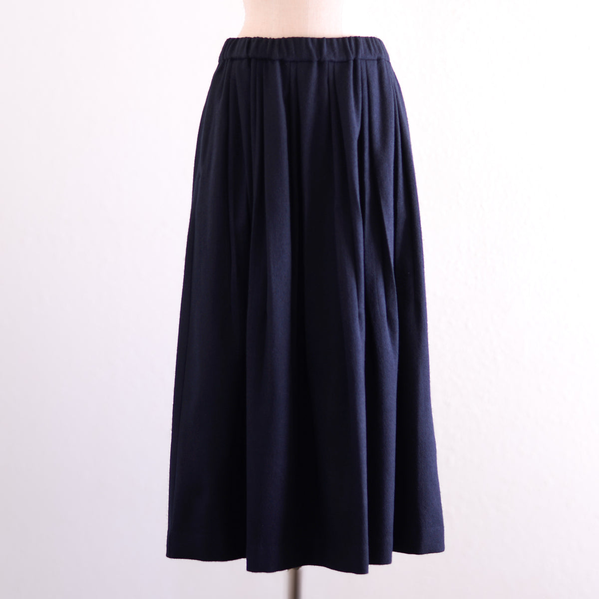 ウールイージーWタックスカート Black