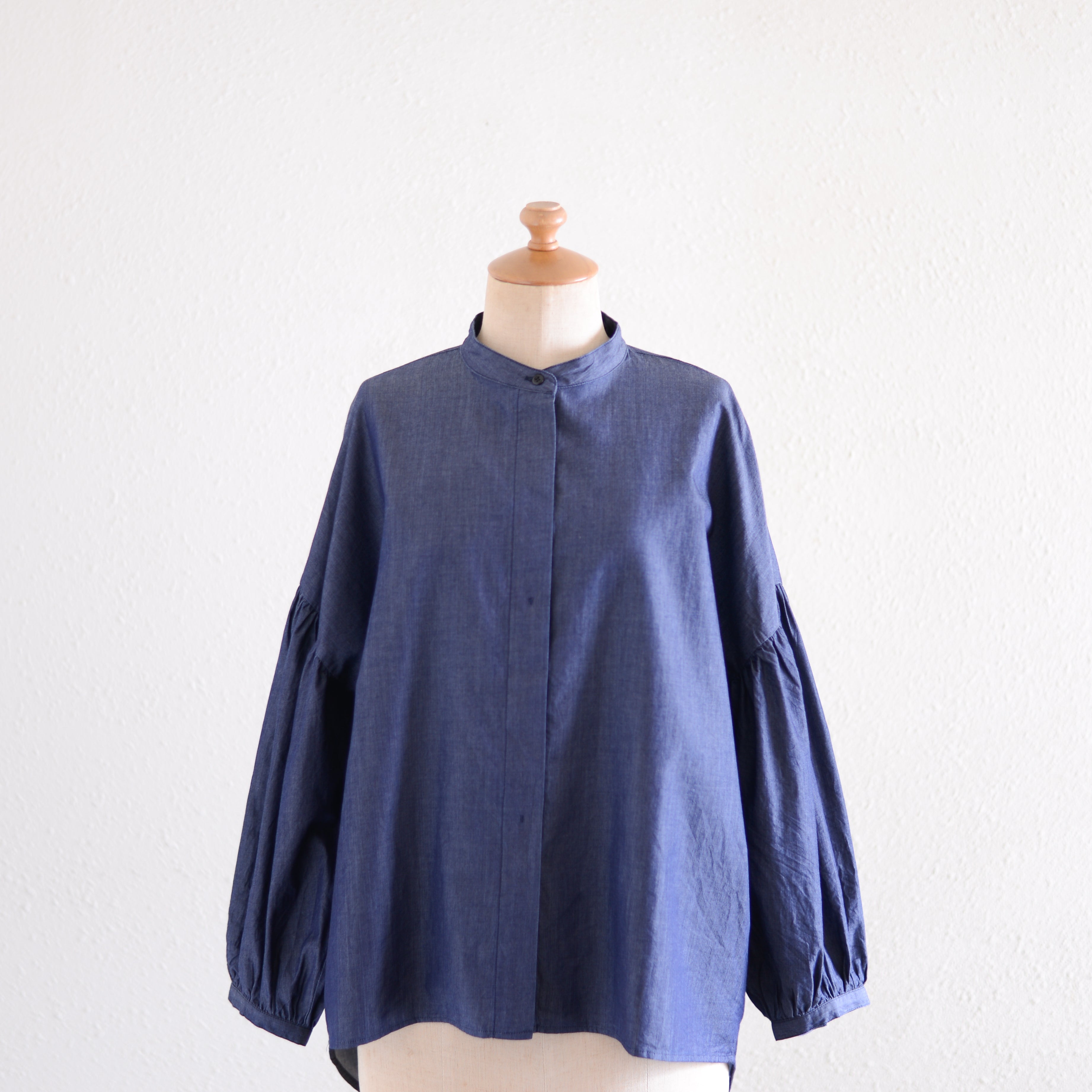 コットンパフスリーブブラウス Indigo – MAR ONLINE STORE