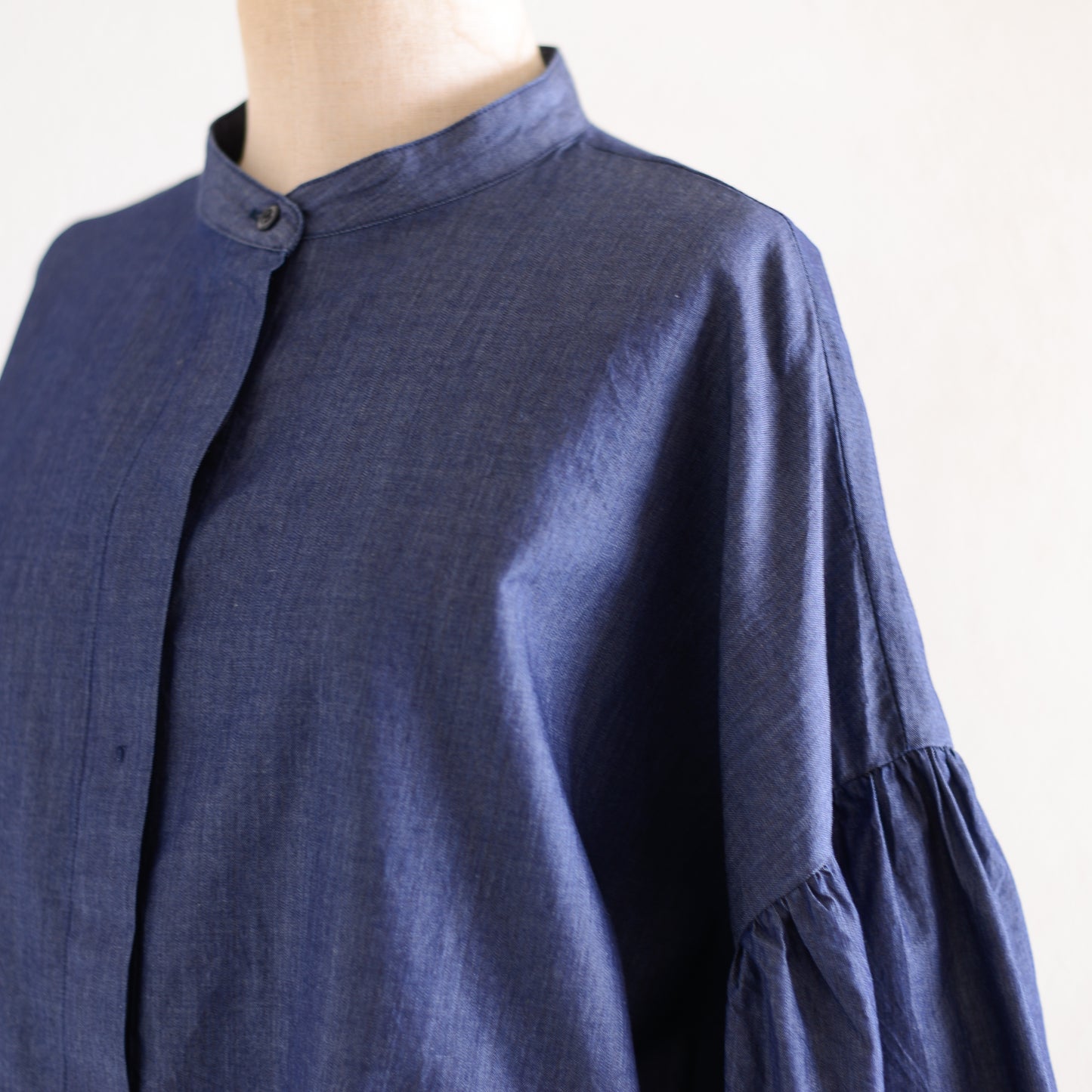コットンパフスリーブブラウス Indigo