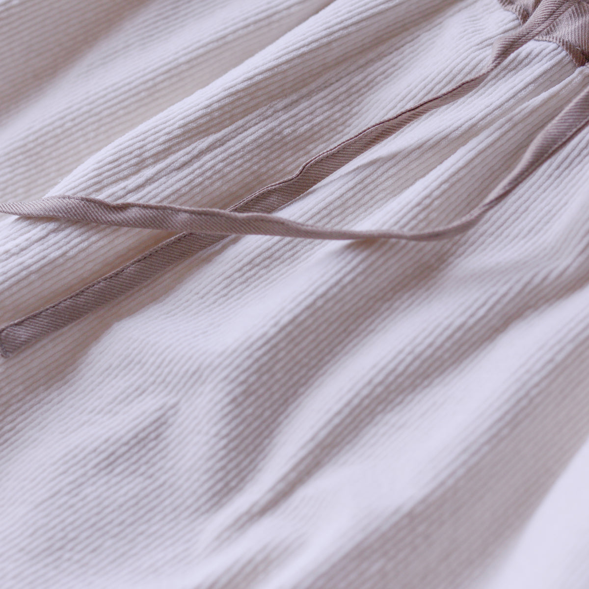 [Unused] Cotton Corduroy Stretch Pants Off White