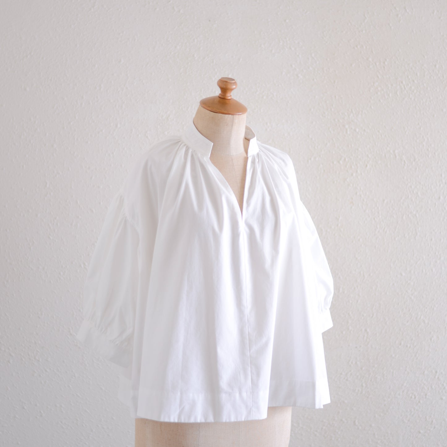 コットンギャザースリーブブラウス Off White