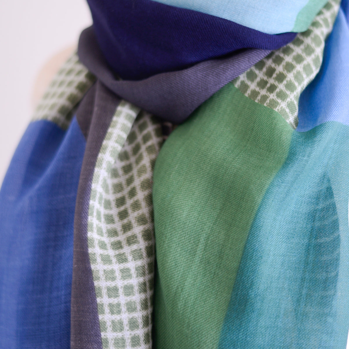 ウールショールサーフェイス Green