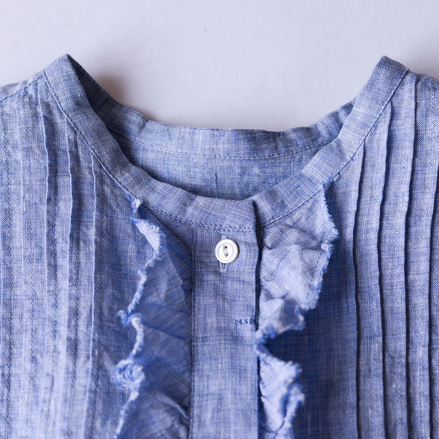 リネンラミータックフリルブラウス Blue