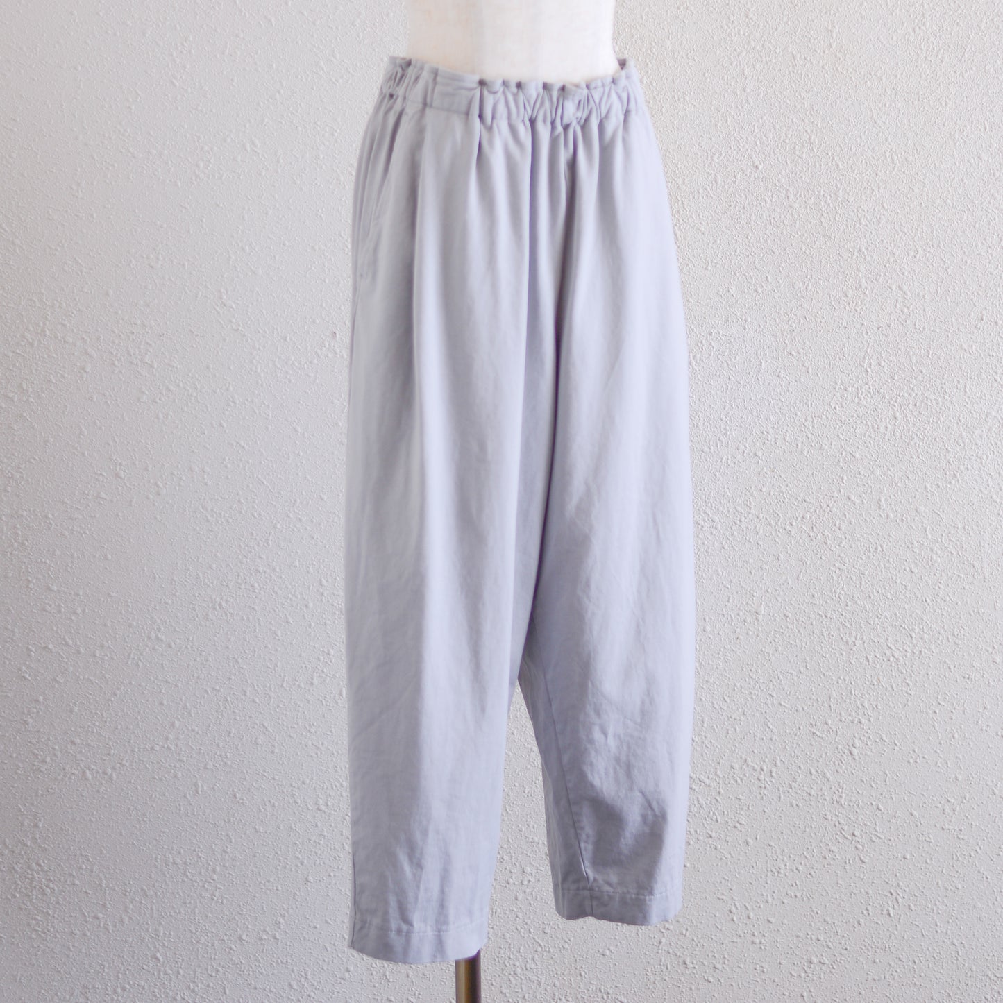 スムーズコットンテーパードパンツ Gray