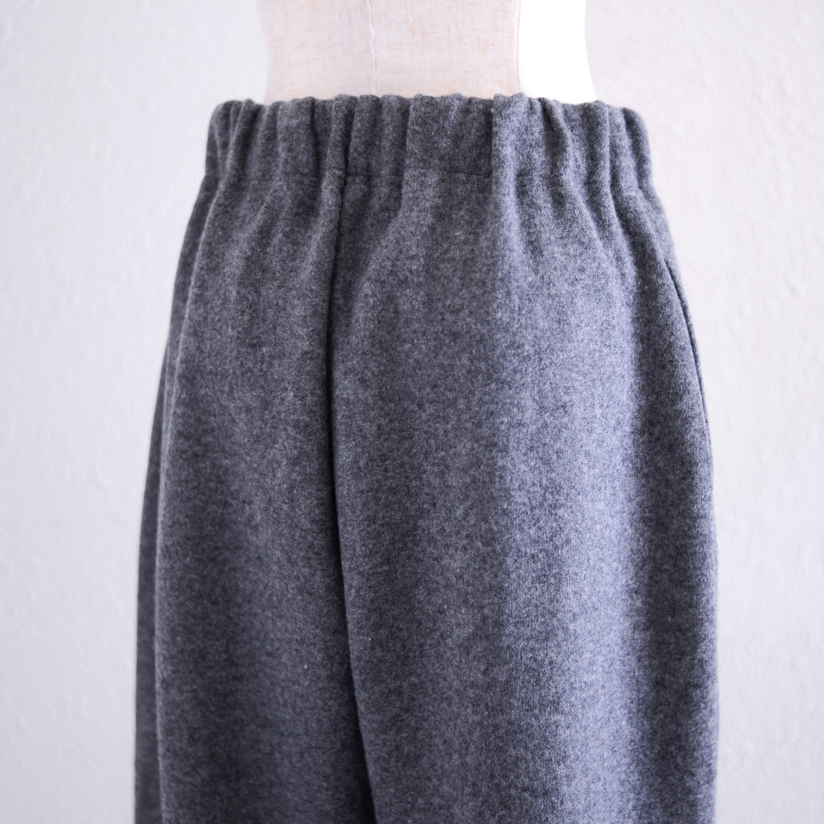 ウールナイロンリブヘムパンツ Gray Melange