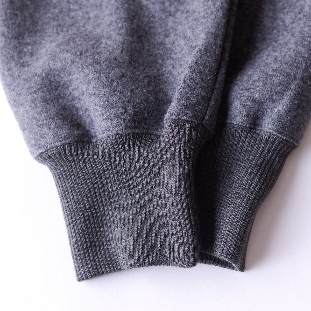 ウールナイロンリブヘムパンツ Gray Melange