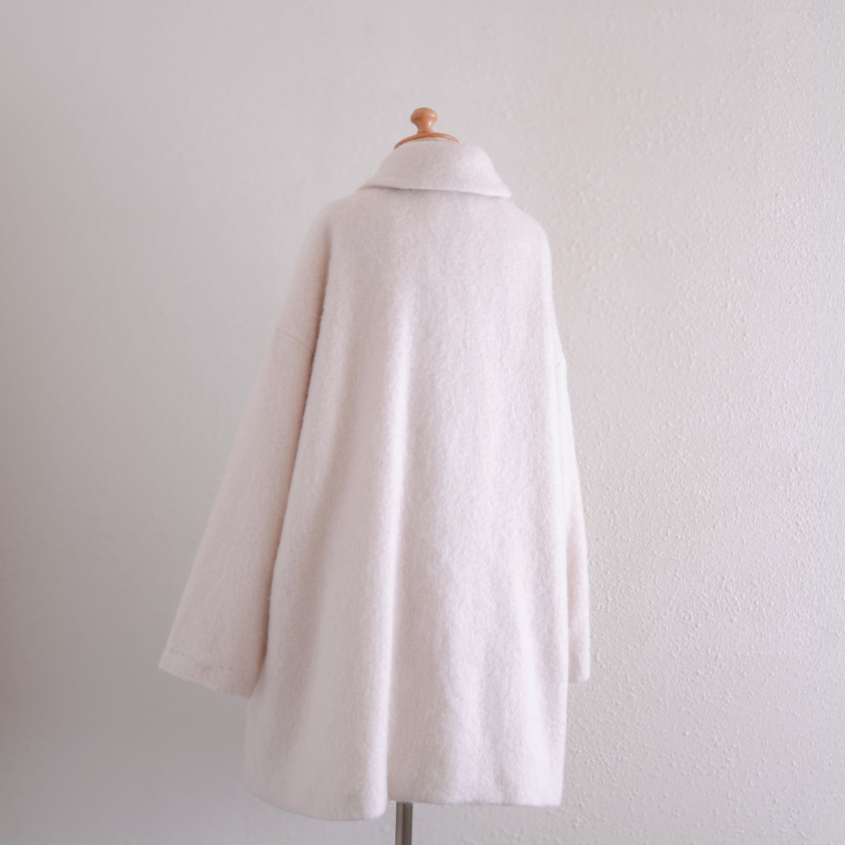 ウールシャギーマックコート Off White