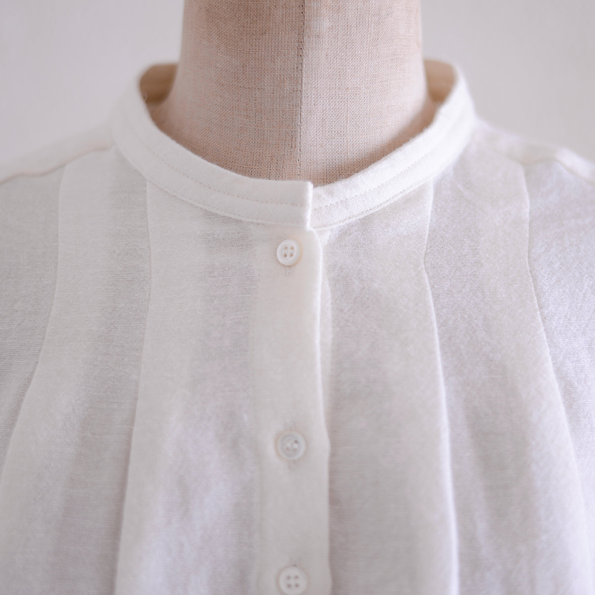 リネンウールパフスリーブブラウス Off White