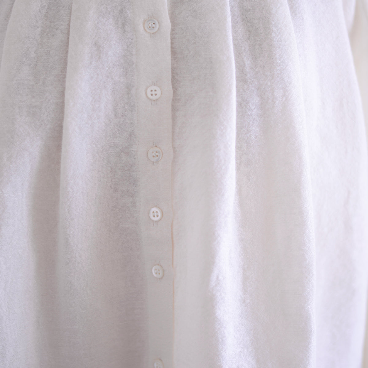 リネンウールパフスリーブブラウス Off White