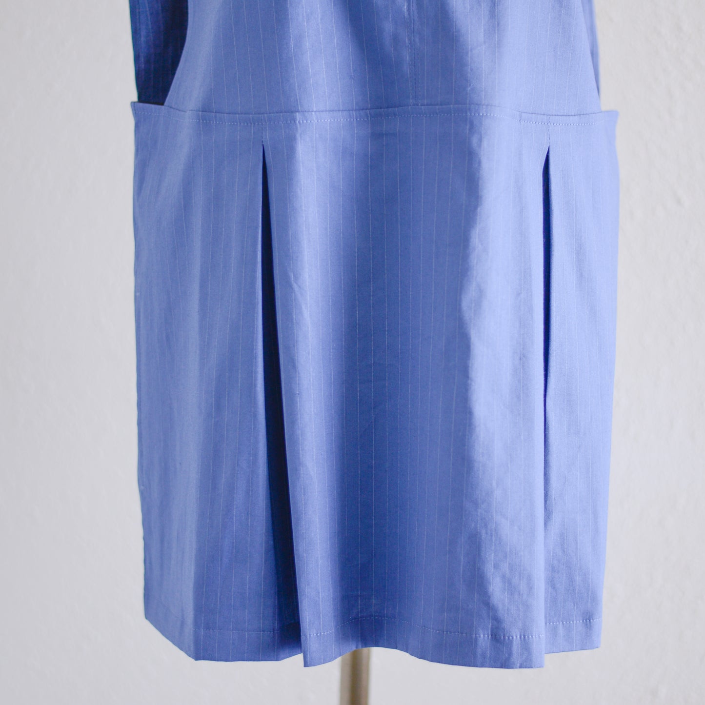 リネンレーヨンVネックタックプルオーバー Blue