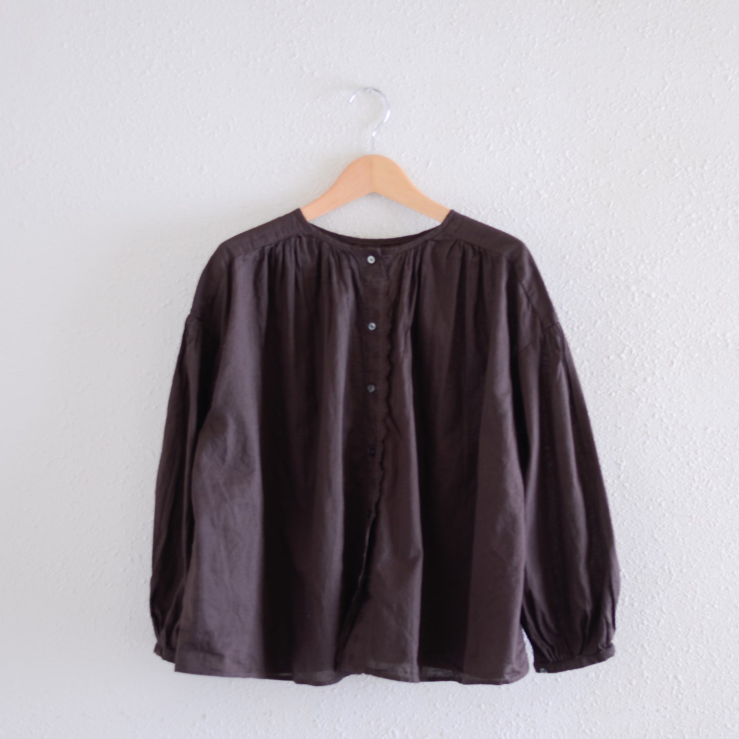 Cotton 2-way embroidered blouse, Brown