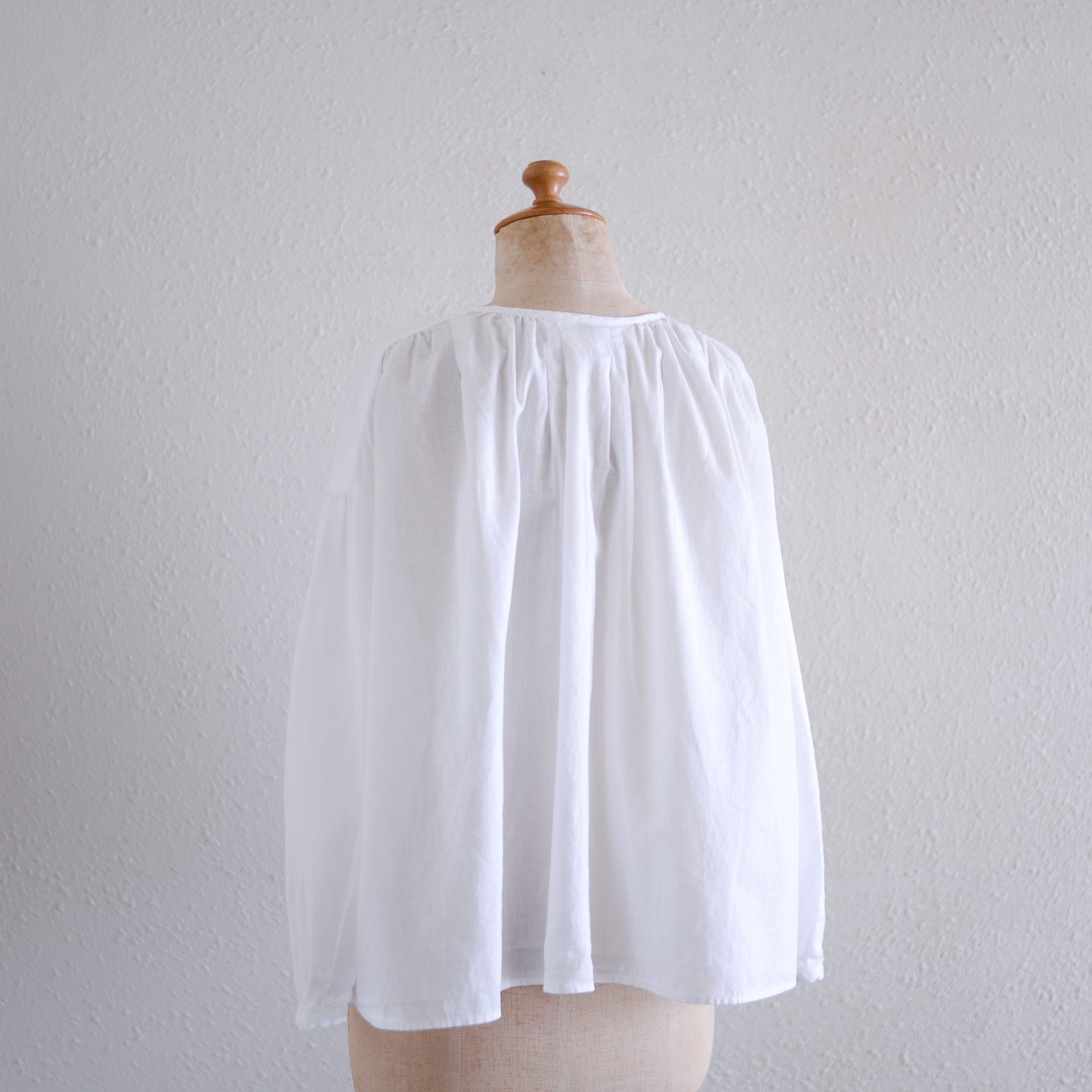 Cotton 2-way Embroidery Blouse Off White