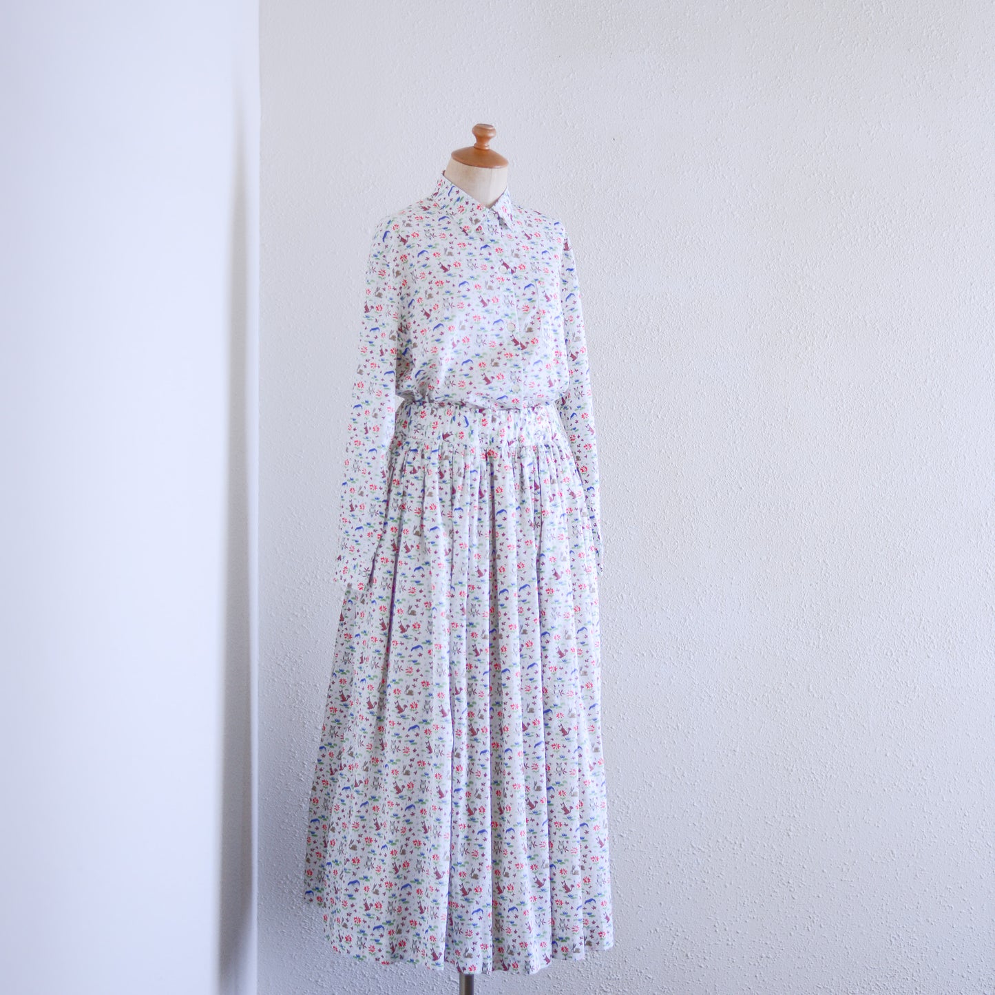 리버티 프린트 오가닉 코튼 셔츠 White