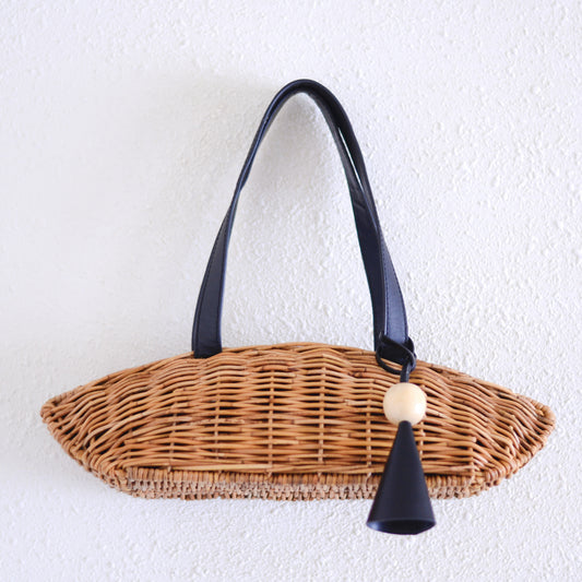 バタールバッグ ウッドレザーチャーム付き