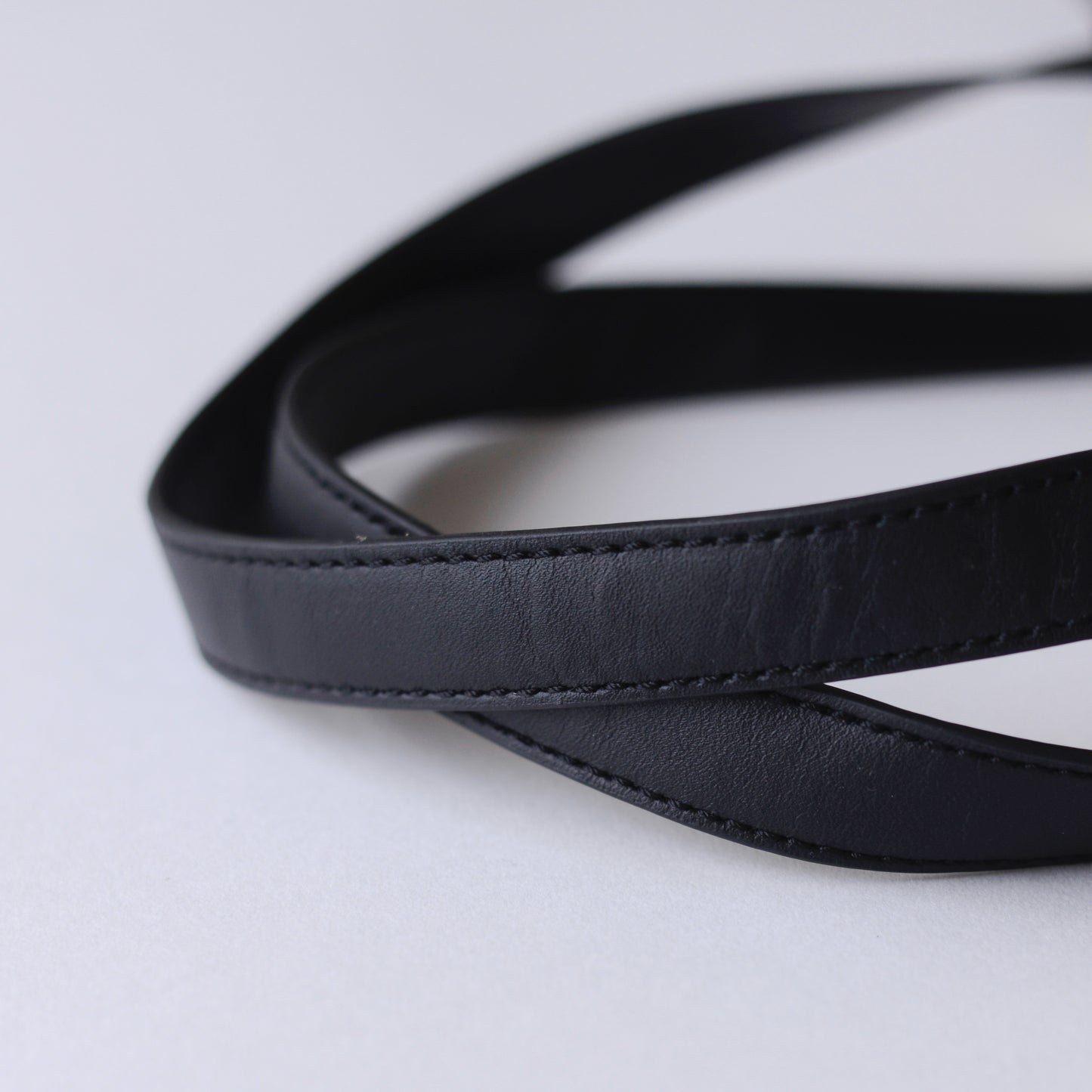 バタールバッグ ウッドレザーチャーム付き