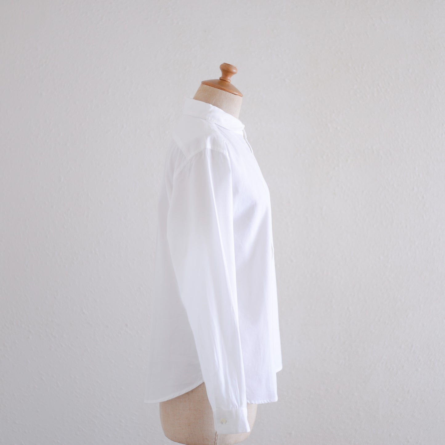 Cotton Mini Pocket Round Collar Shirt White