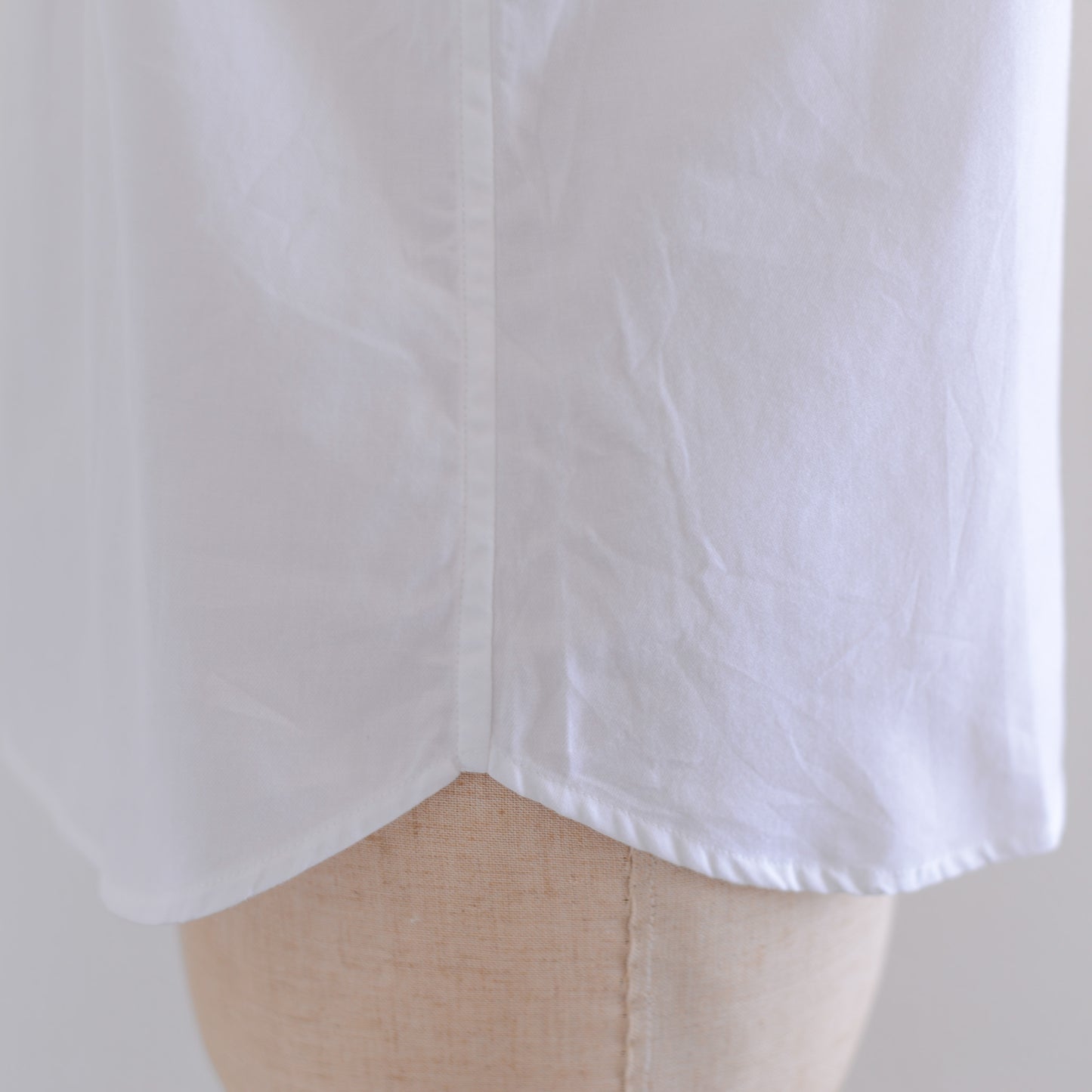 Cotton Mini Pocket Round Collar Shirt White