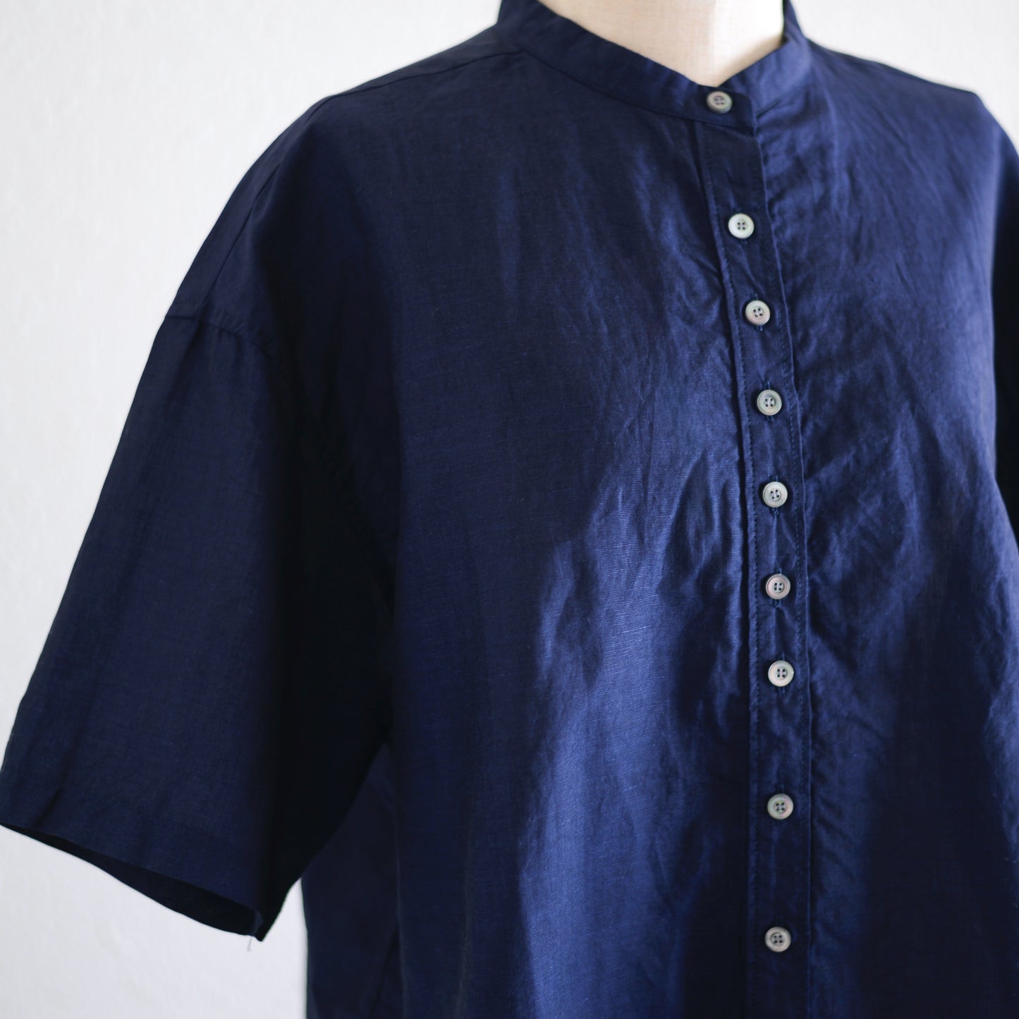 コットンリネンバンドカラー半袖シャツ Dark Navy