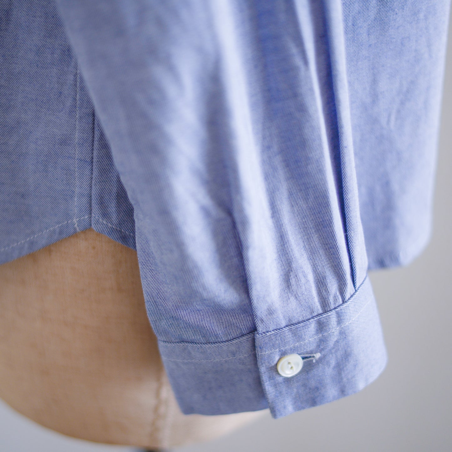 コットンミニポケット丸襟シャツ Blue