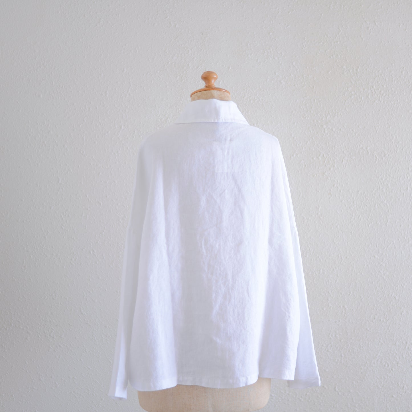 リネンラウンドカラージャケット White