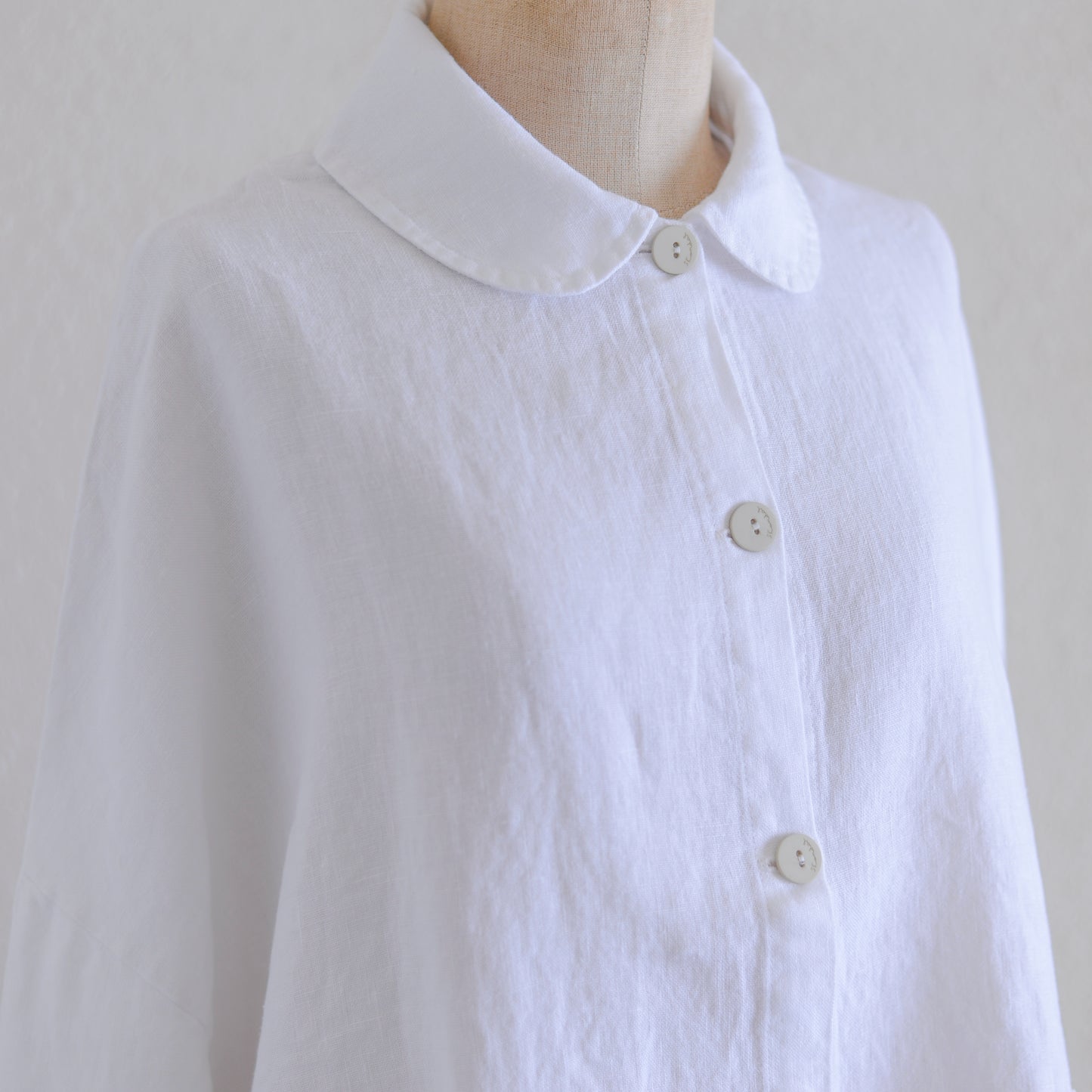 リネンラウンドカラージャケット White