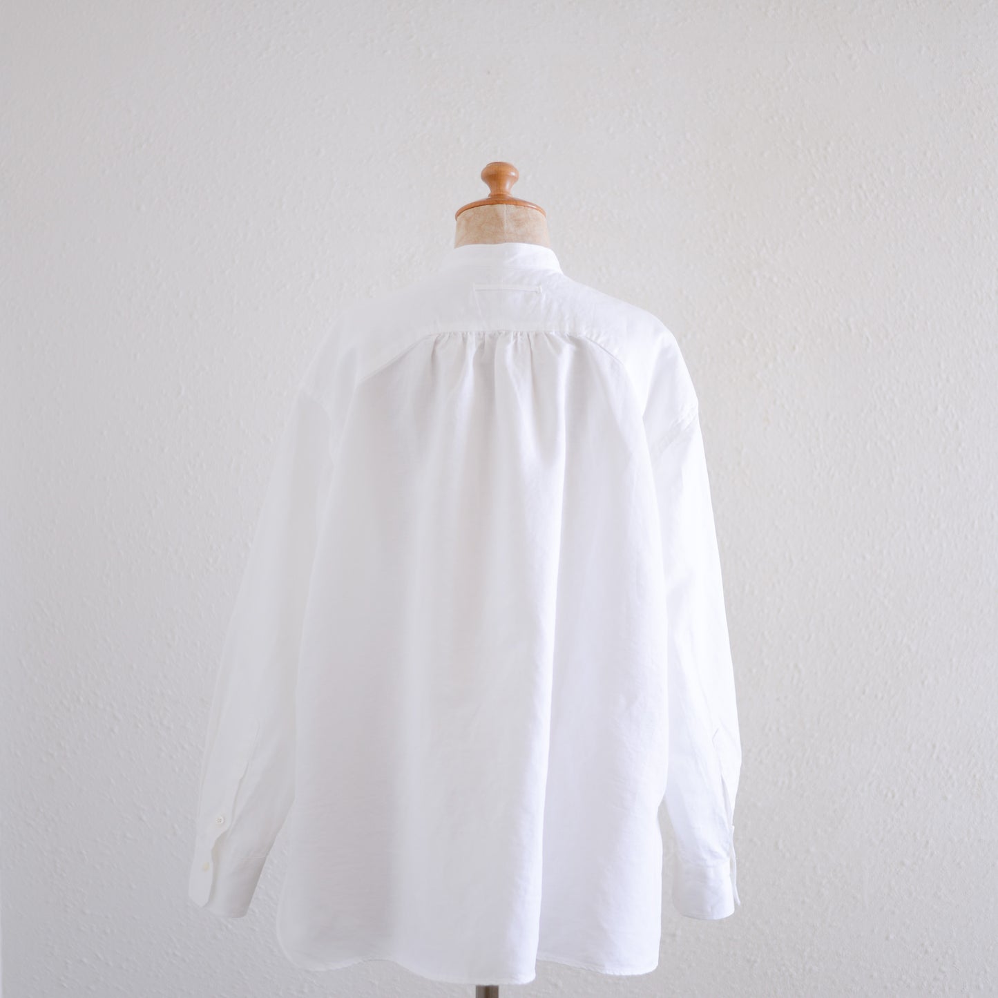 Linen cotton band collar shirt Off White