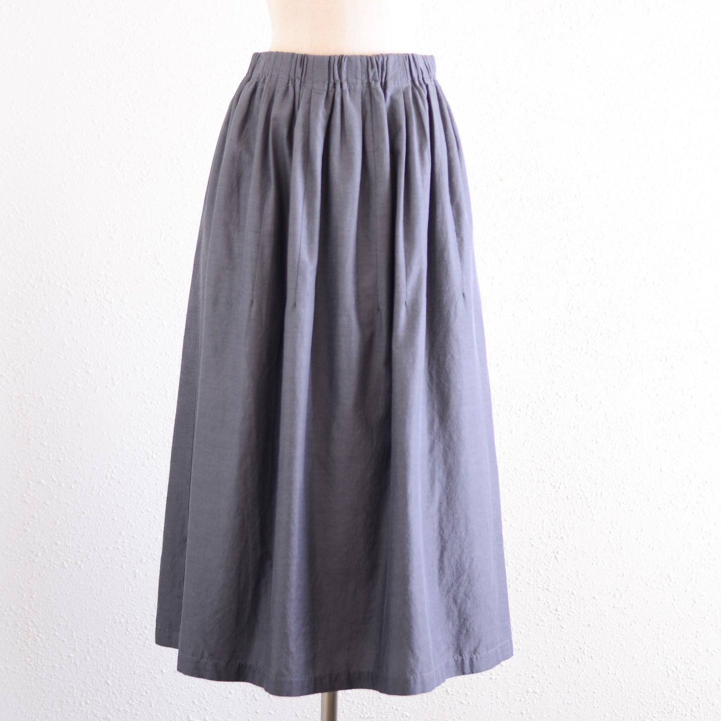 Cotton Cupro Wool Tuck Easy Skirt in Charcoal Grey