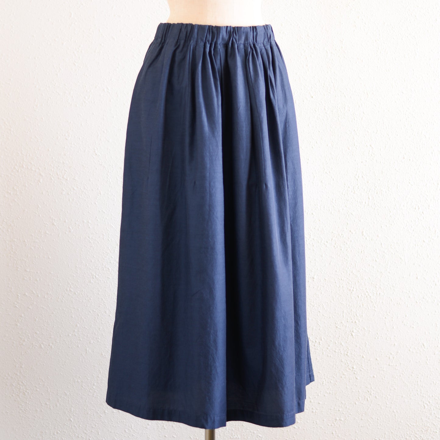 Cotton Cupro Wool Tuck Easy Skirt Black Navy