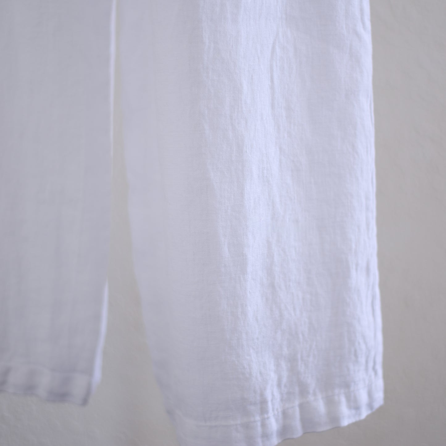 リネンストレートパンツ White